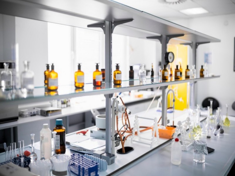 Daqian Environmental Protection R&D Center successfully developed a new type of high-efficiency flocculant